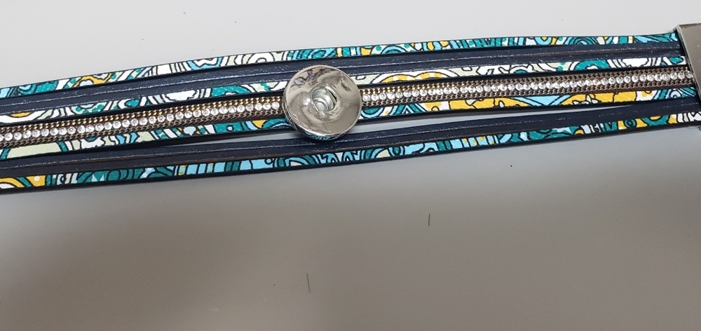 Snap bracelet